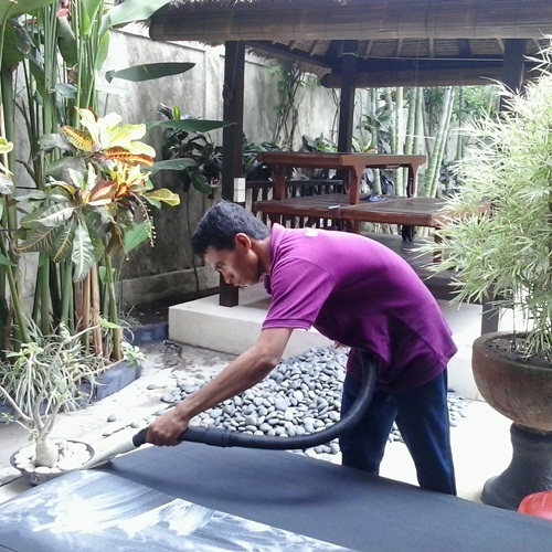 Jasa Cuci Springbed di Bali